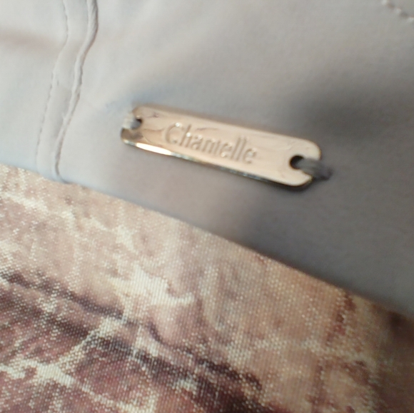 Chantelle High Impact Grey Convertible Bra 32D - Picture 9 of 12